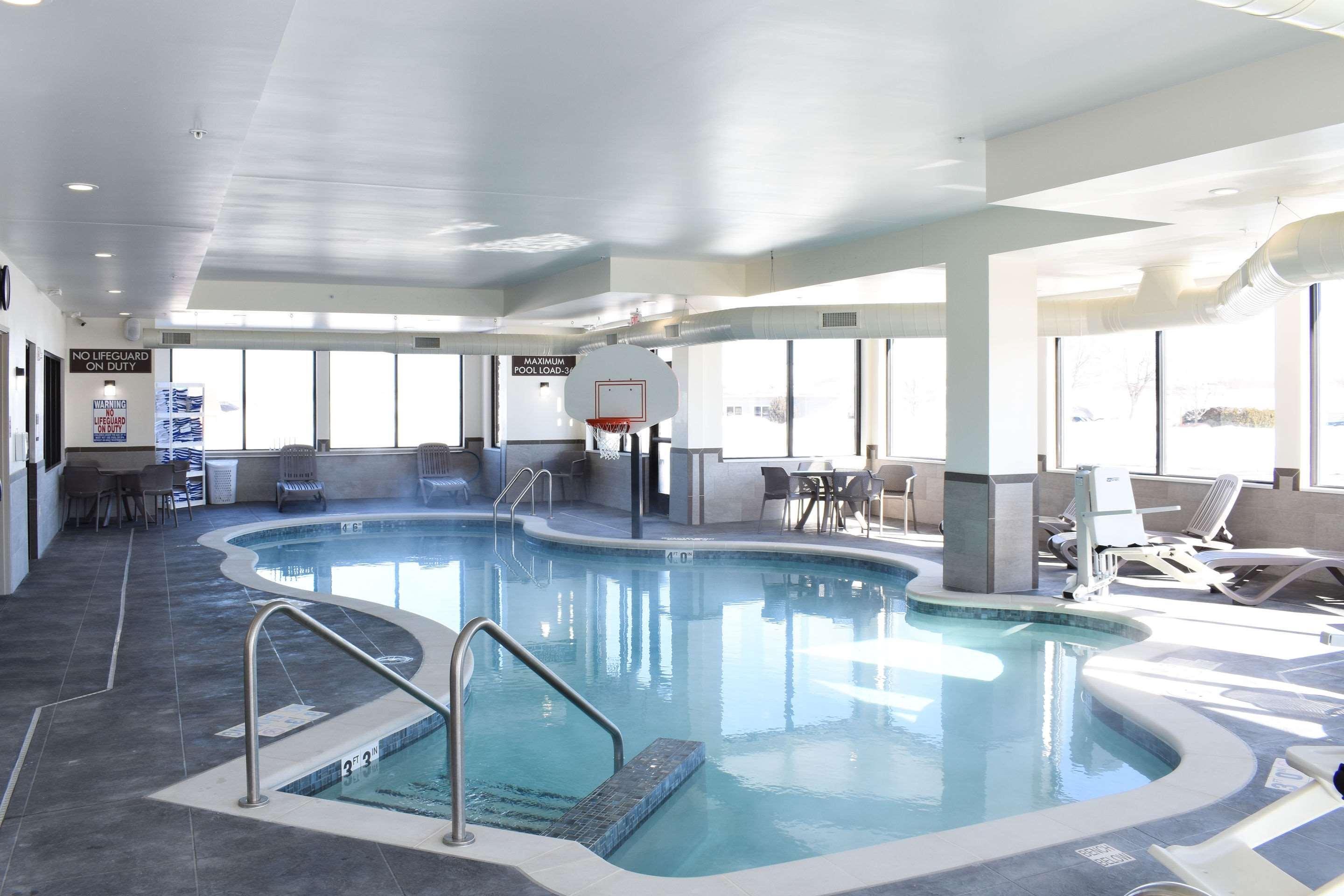 Sleep Inn & Suites Oregon - Madison Экстерьер фото